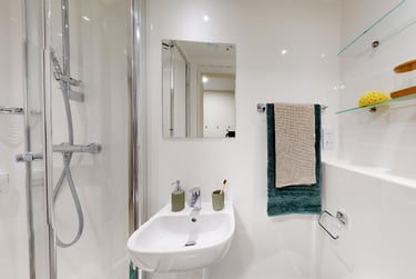 1 bed studio, 1 Portswood Road, Inner Avenue, Southampton, SO173BD - Image 3